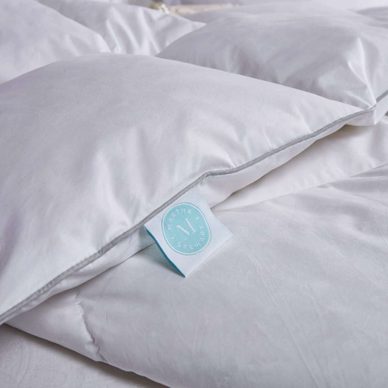 Martha Stewart 240 Thread Count White Feather and Down Comforter