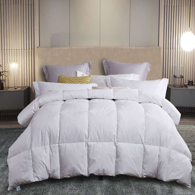 Martha Stewart 240 Thread Count White Feather and Down Comforter